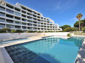 Studio Cabine avec Vue Piscine, Parking Privé - FR-1-328-274